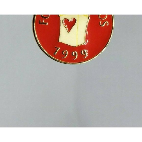 Vintage 1999 Food And Friends Red Canada ASI 53697 Lapel Hat Button Pin - Picture 5 of 10